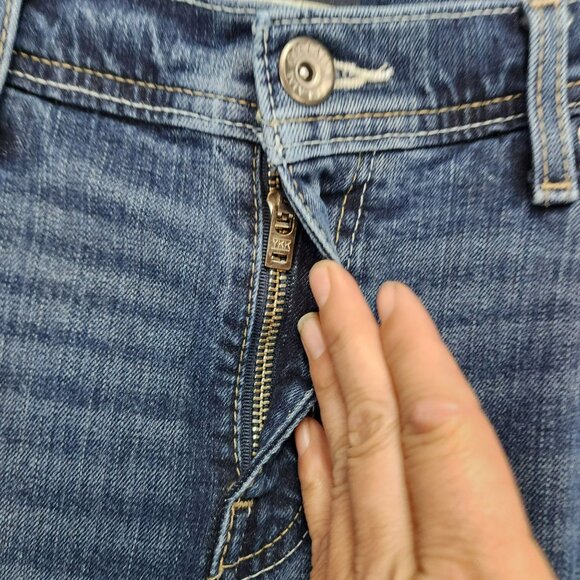 Reclaim Jeans Womens 32 Petite Medium Wash Stretch Mid Rise Regular Bootcut - Picture 2 of 15